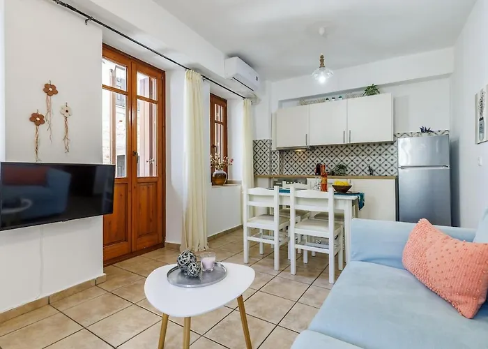 Charis_skopelos Of 3 Grace's House Apartman